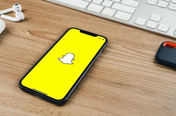 Tips and tricks on how to catch someone cheating on Snapchat.